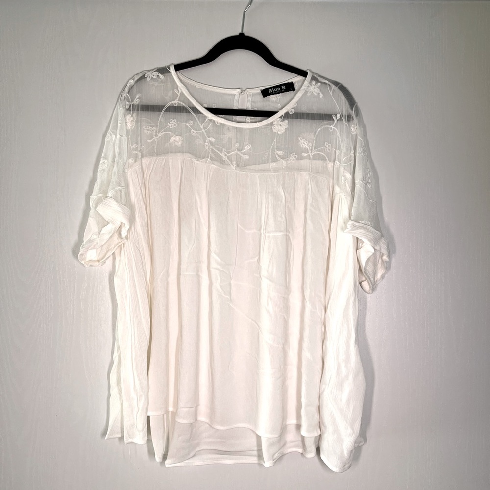 Blue B White Sheer top Short Sleeve Shirt Size Large